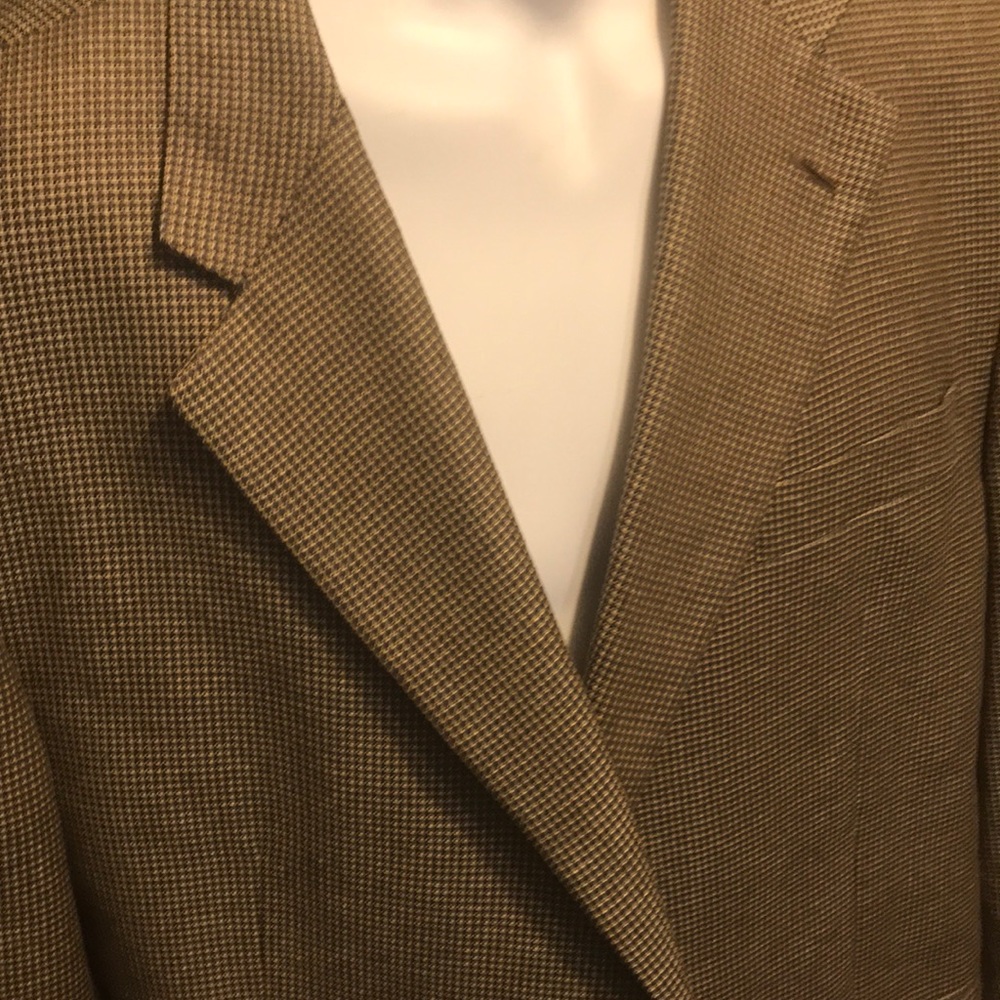 Beautiful Hickey Freeman blazer